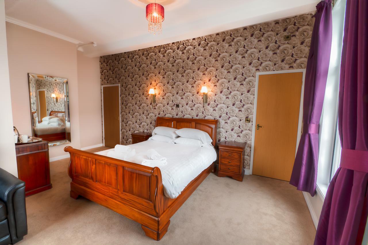 The Elephant & Castle Hotel Newtown  Eksteriør bilde